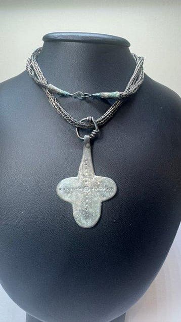 Viking periode Ketting met kruis, Zilver Ketting met hanger, Antiek en Kunst