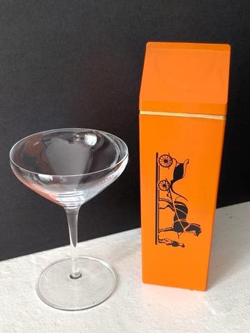 XTC Artist - Milk or Hermes?