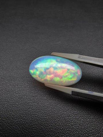 8.5cts Natural White Opal Cabochon- 1.69 g