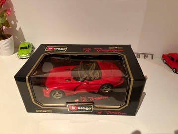 Bburago 1:18 - Modelauto - Dodge Viper RT/10, Nieuw
