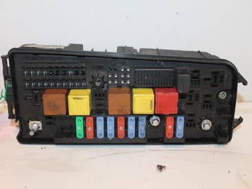 Zekeringkast Opel Vectra O74450