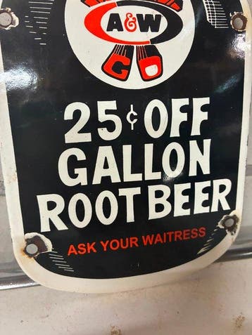 A&W Root Beer – 25¢ de réduction par gallon – panneau