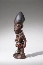 Prachtvolle weibliche Ere Ibeji Figur mit reichem