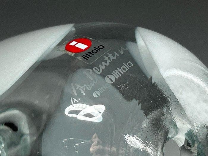 Iittala - Anu Penttinen - sculptuur, Snowball - 17 cm -, Antiquités & Art, Antiquités | Verre & Cristal