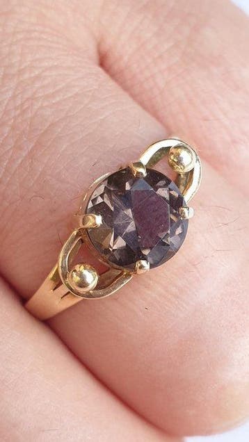 Ring - 14 karaat Geel goud - 1.30ct. tw. - Gouden ring met, Handtassen en Accessoires, Ringen, Nieuw