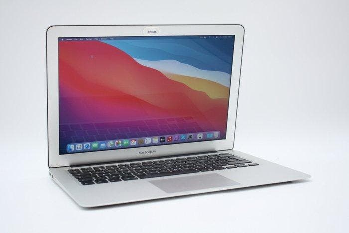 Rare find: Apple MacBook Air 13 inch | Intel Core i5 1.4Ghz, Games en Spelcomputers, Spelcomputers | Overige Accessoires