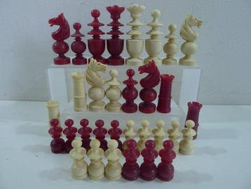 chess set REGENCE café de Paris Jeu déchecs en Bakelite, Antiek en Kunst