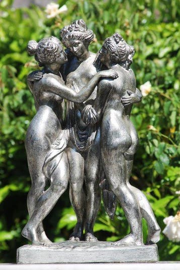 Statue, groot formaat beeld van de 3 gezusters - 51 cm -