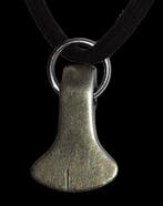 Époque Viking Argent Amulette en forme de hache. Excellent, Collections
