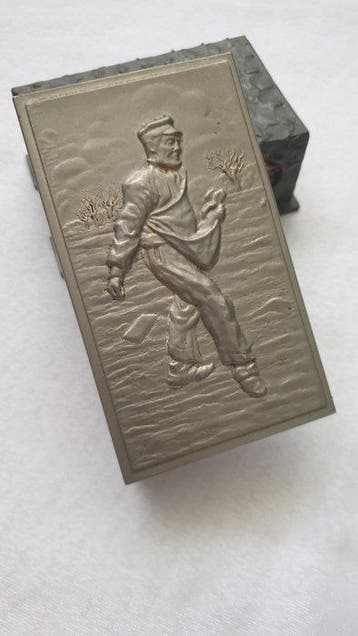Luciferdooshouder (2) - zink - Pewter Matchbox Holder, Antiek en Kunst