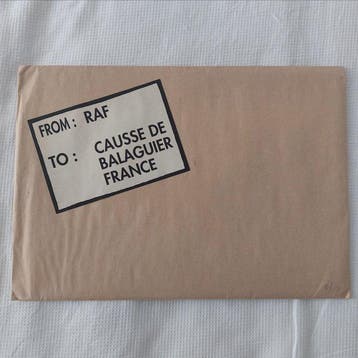 Le Sursis - Enveloppe RAF - Cahier décole + faux timbres +