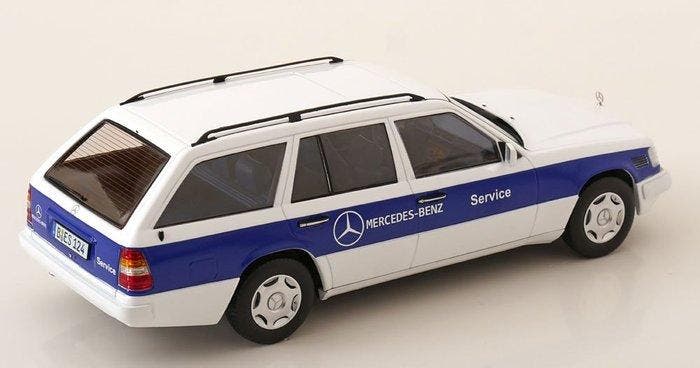 Triple9 1:18 - Modelauto - Mercedes-Benz S124 E-Klasse -, Hobby en Vrije tijd, Modelauto's | 1:5 tot 1:12