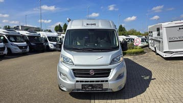 McLouis Menfys S Line 4CS zeer verzorgd met twinbedden 29168, Buscamper of Camperbus, Ringverwarming, Tot en met 2, Overige merken