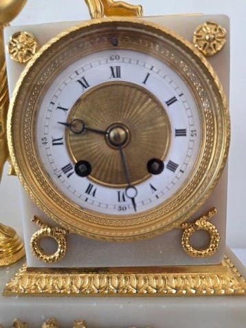 Neo Empire pendule française Style Empire Bronze doré,, Antiek en Kunst