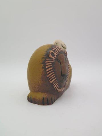 Lisa Larson - sculptuur, Lejon med fågel - 13 cm - Keramiek