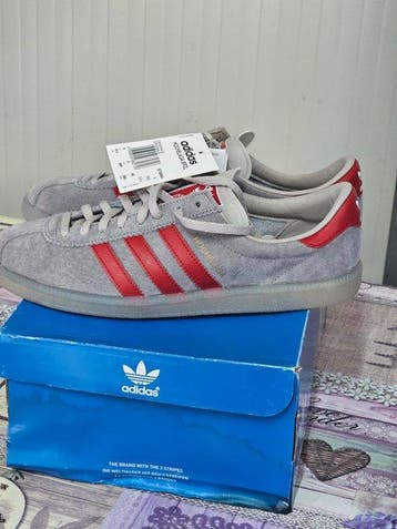 Adidas - Low-top sneakers - Maat: EU 41 - Vintage - Nieuw