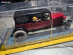 Moulinsart - Tintin - Voiture 1/24 eme Lauto de la guépéou
