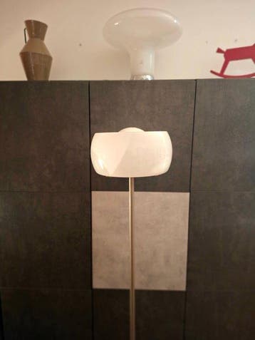 Artemide - Vico Magistretti - Staande lamp - Clitunno -, Antiek en Kunst