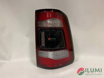 Dodge RAM 1500 2019-2025 rechter LED achterlicht donker comp, Verzenden, Gebruikt