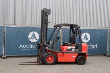 Veiling: Heftruck Nissan FD02A25Q Diesel 2500kg 4.75m, Ophalen