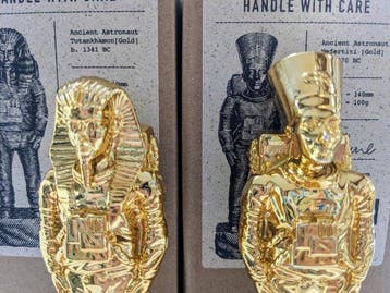 Imbue (1988) - Ancient Astronaut Tutankhamun and Nefertit (2