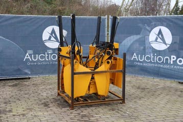 Veiling: Hydraulische Boomverplanters, Articles professionnels, Machines & Construction | Pièces, Ophalen
