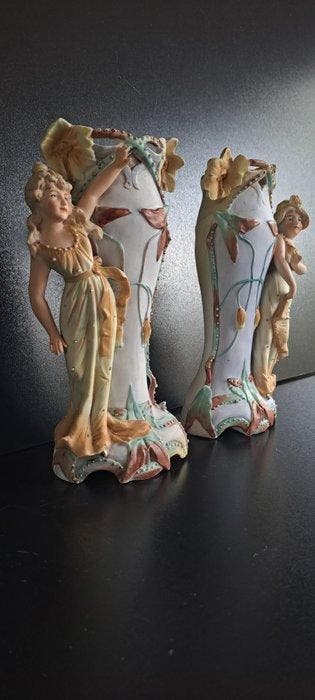 Beeldje (2) - Biscuit, Antiek en Kunst, Antiek | Glaswerk en Kristal