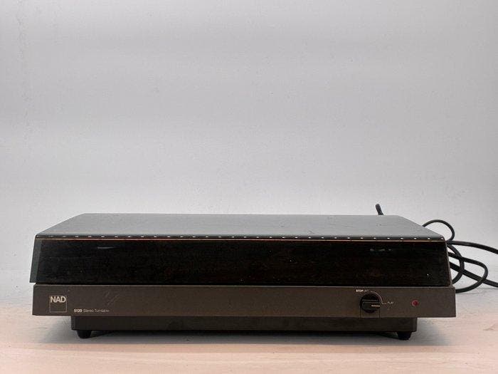 NAD - 5120 Stereo Turntable Platenspeler, Audio, Tv en Foto, Radio's