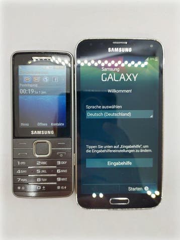 Samsung Galaxy S5 Samsung GT-S5610 - Mobiele telefoon (2)