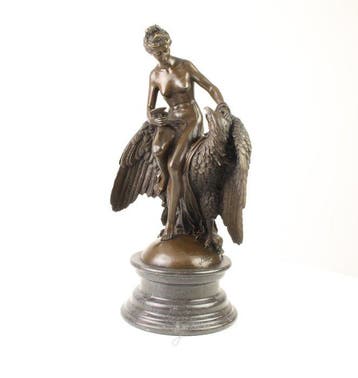 Statue, XL sculptuur van Hebe en de adelaar 50 cm / 14.5 kg