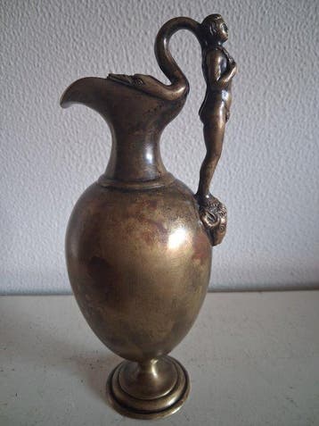 Pichet - Bronze patiné