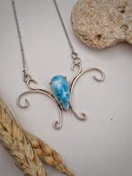 Bijou Régalité artisanal en argent 925 avec Larimar de