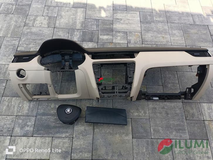 Airbag console Skoda Octavia III 3 beige onderkant, Autos : Pièces & Accessoires, Habitacle & Garnissage, Envoi
