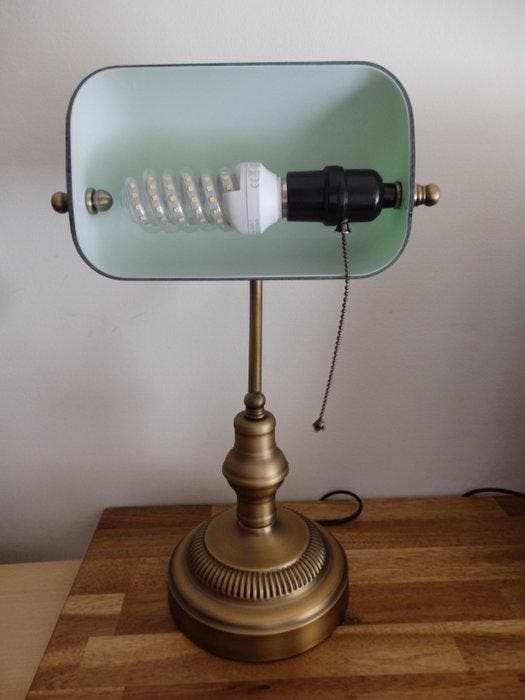 Lampe de banquier - couleur bronze ou cuivre vieilli, Laiton, Antiquités & Art, Art | Objets design