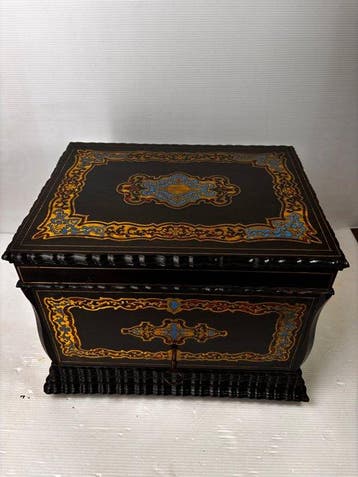 Cave a liqueur Napoléon III - Marqueterie boulle - Armoire à