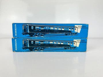 Märklin H0 - 4049 - Wagon de passagers pour trains