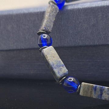 Pierre naturelle. lapis-lazuli. - Bracelet