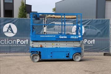 Veiling: Schaarhoogwerker Genie GS2032 Elektrisch 8.0m 2005, Ophalen