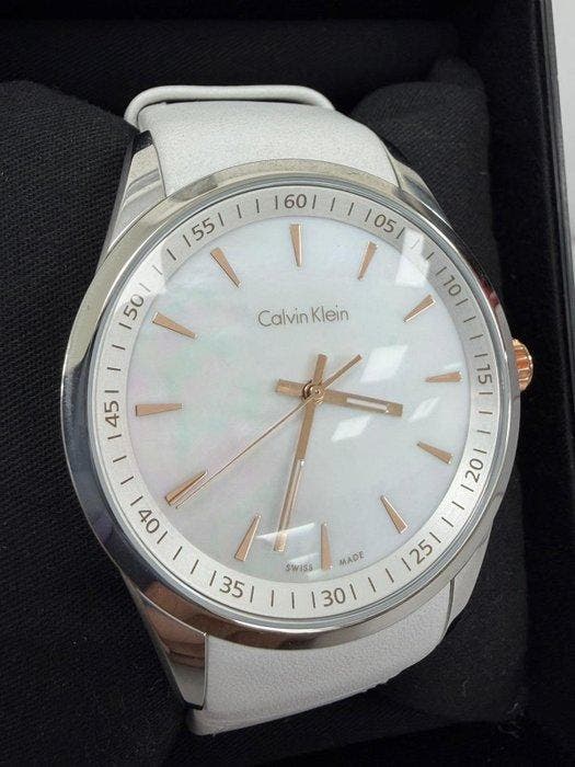 Calvin Klein - BOLD - Sans prix de réserve - K5A31BLG -, Handtassen en Accessoires, Horloges | Heren