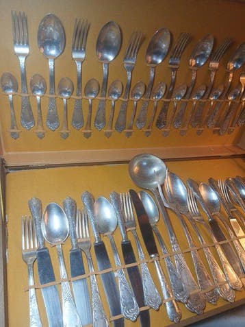 Ménagère pour 12 personnes - Plaqué(e) argent