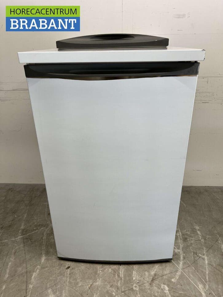 Réfrigérateur Mercatus en acier inoxydable pour poubelle à, Articles professionnels, Horeca | Équipement de cuisine, Envoi