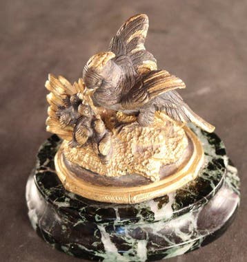 Antiek beeldje - sculptuur, Nest met vogels - 9 cm - Brons,