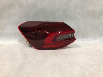 Ford Focus MK4 Lift Hatchback 2022 Lucht achterlicht links L, Verzenden, Gebruikt