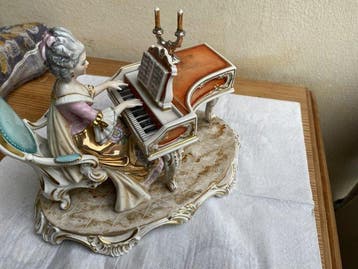 Alka Kunst - Figuur - Cembalo-Spielerin - Porselein, Antiek en Kunst