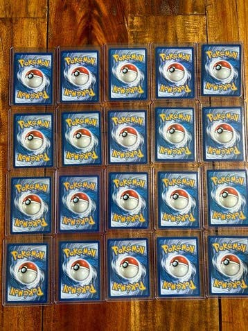 Pokémon - 20 Card - Celebrations Collection 2021 Full art,