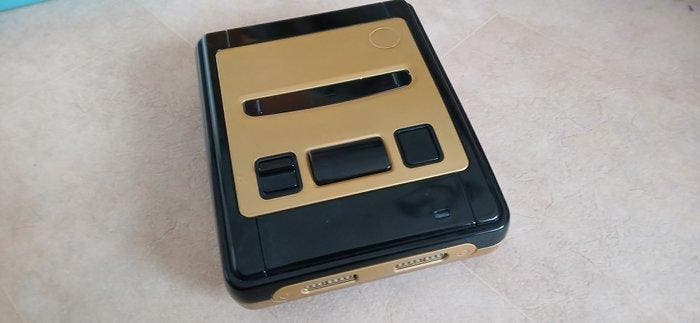 Nintendo - Snes - Goud en Zwart. - Videogameconsole + games, Games en Spelcomputers, Spelcomputers | Overige Accessoires