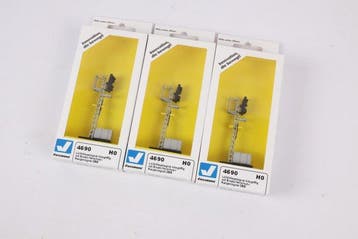 Viessmann H0 - 4690 - Signaux (3) - Trois signaux lumineux