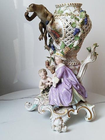 Meissen - Vase à parfum - Porcelaine dure européenne « or