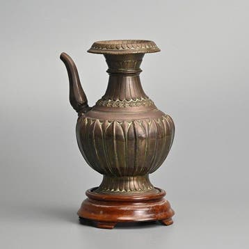 Newari waterkruik - Messing - Nepal - 19e eeuw