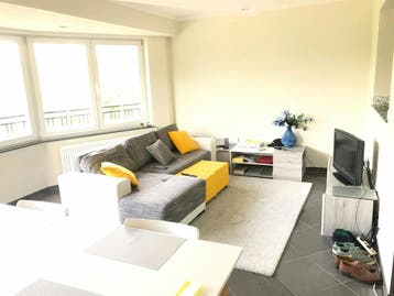Appartement aan Avenue Ernest Cambier, Schaerbeek, 50 m² of meer